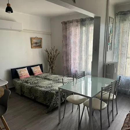 Le 134 Arles Centre Climatise 1 A 4 Personnes Appartement Extérieur photo